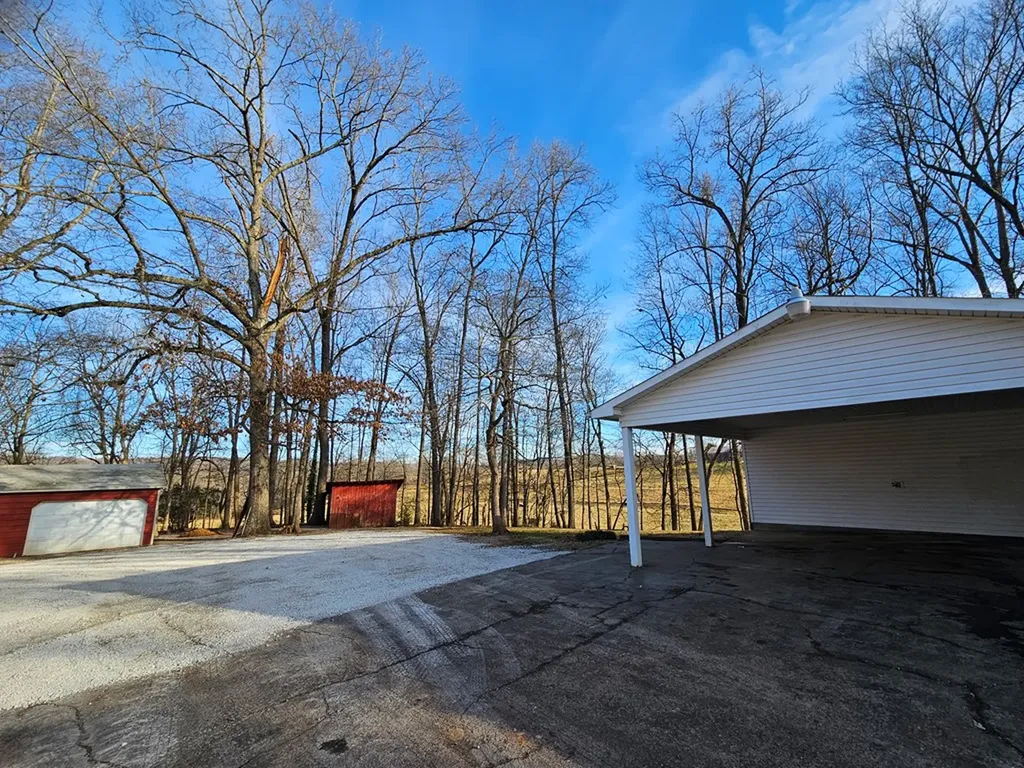 1477 Mcminnville Highway Sparta TN 38583
