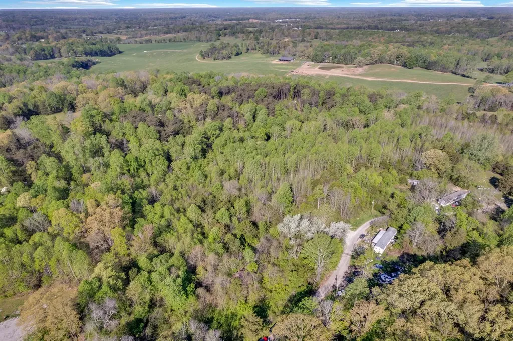 346 NW Sam Golden Road Sparta TN 38583