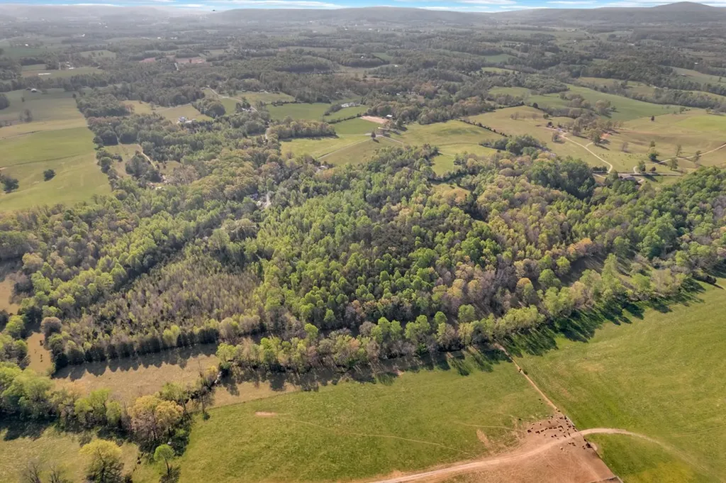 346 NW Sam Golden Road Sparta TN 38583