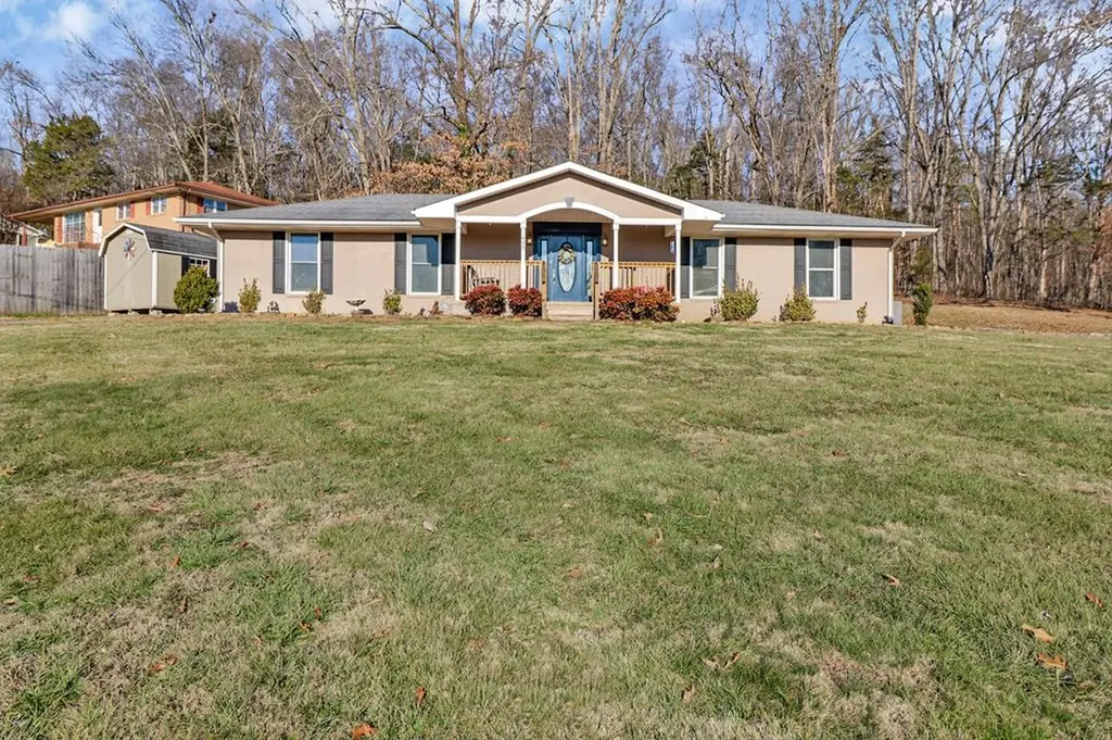 400 Woodland Street Livingston TN 38570