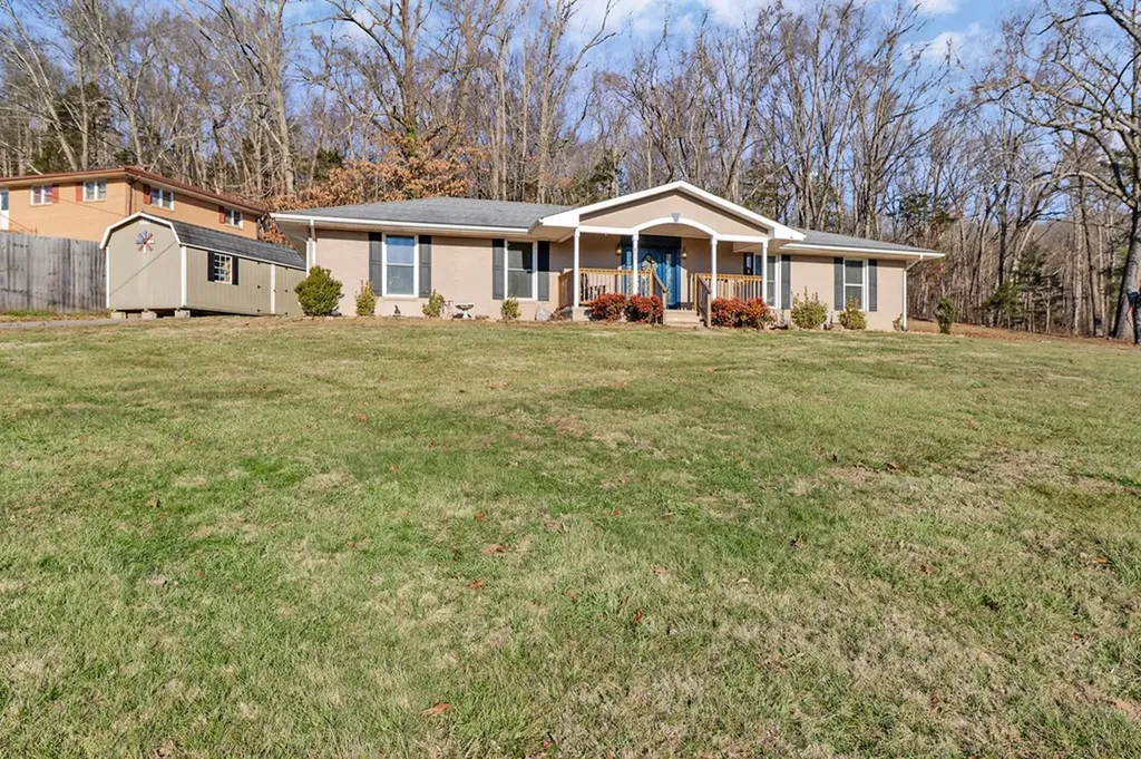 400 Woodland Street Livingston TN 38570