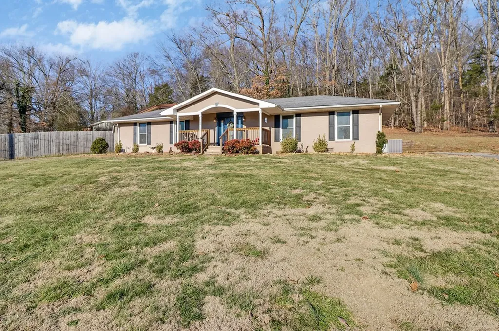 400 Woodland Street Livingston TN 38570