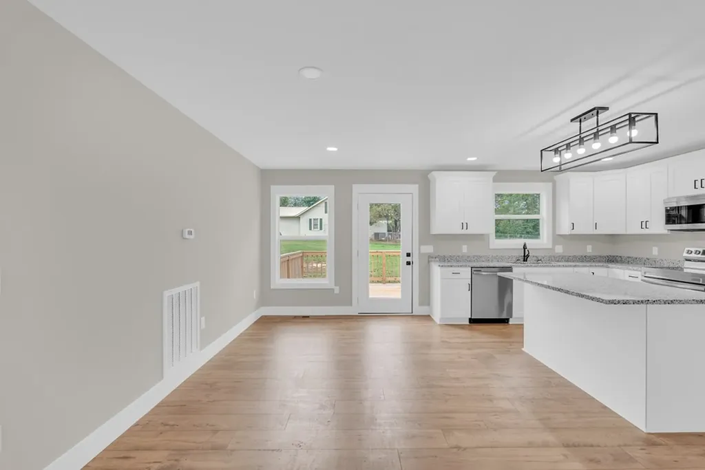 121 Hutchings College Road Sparta TN 38583