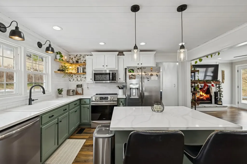 121 Stonewall Highway Carthage TN 37030