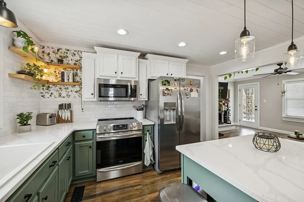 121 Stonewall Highway Carthage TN 37030