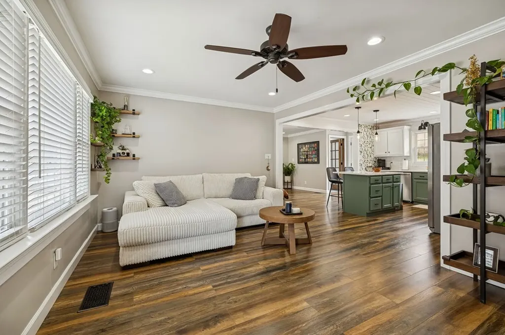 121 Stonewall Highway Carthage TN 37030