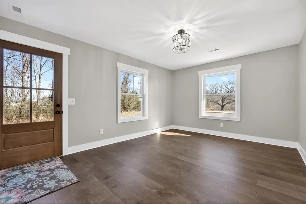 1277 Bluff Springs Road Mcminnville TN 37110