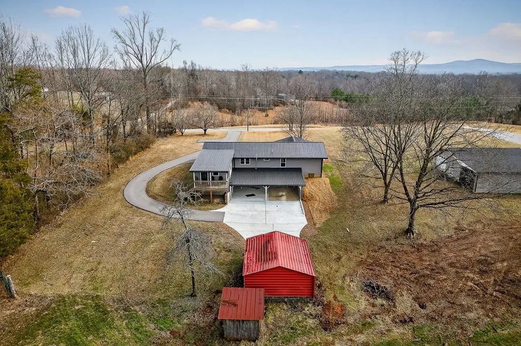 1277 Bluff Springs Road Mcminnville TN 37110