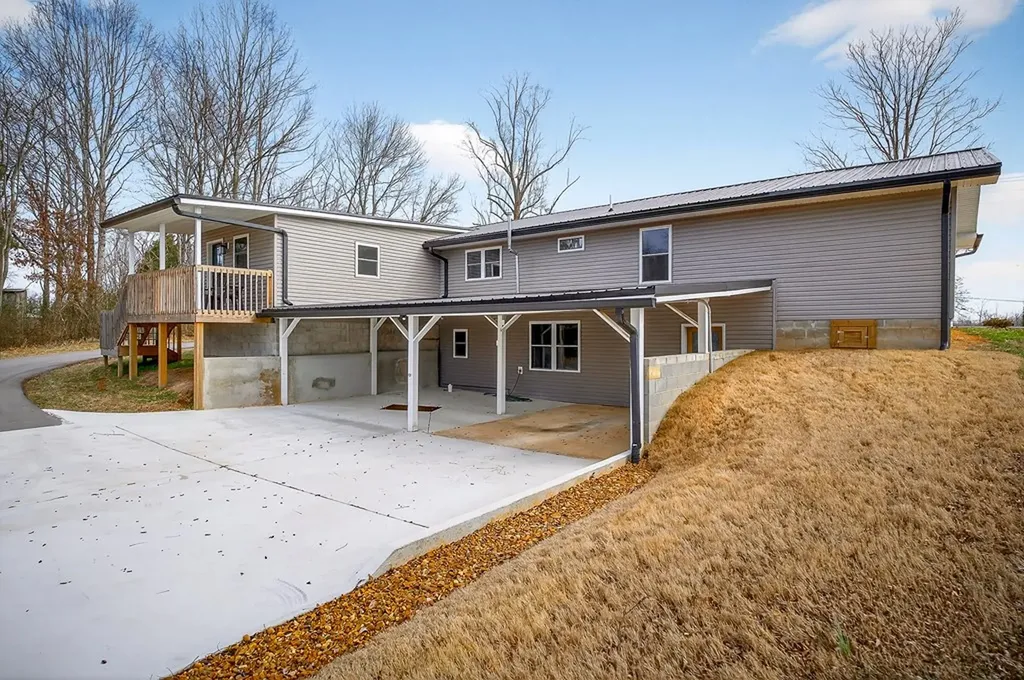 1277 Bluff Springs Road Mcminnville TN 37110