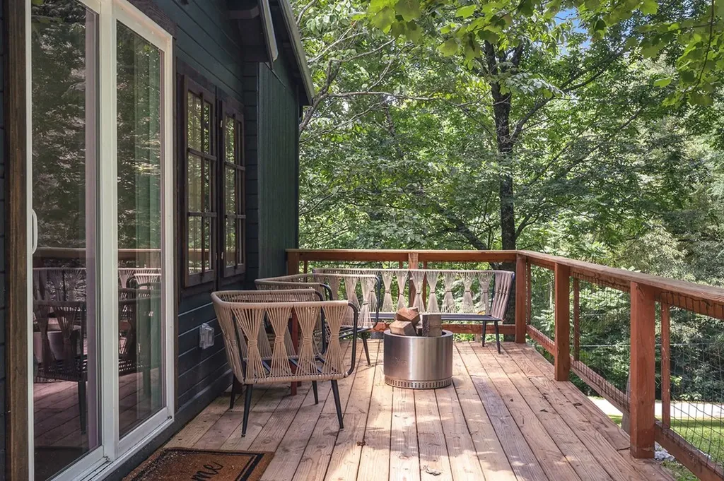 122 Abby Lane Byrdstown TN 38549