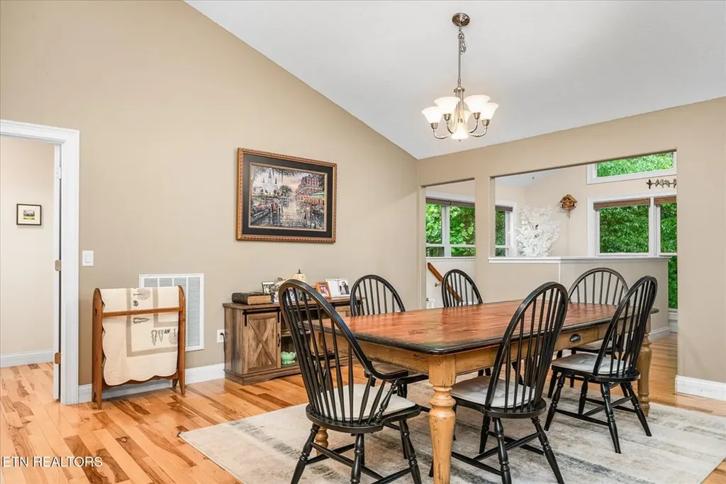 182 Canterbury Crossville TN 38558