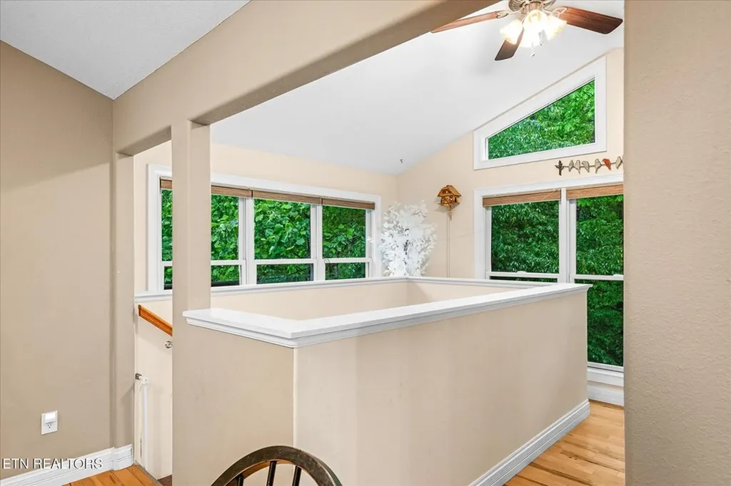 182 Canterbury Crossville TN 38558