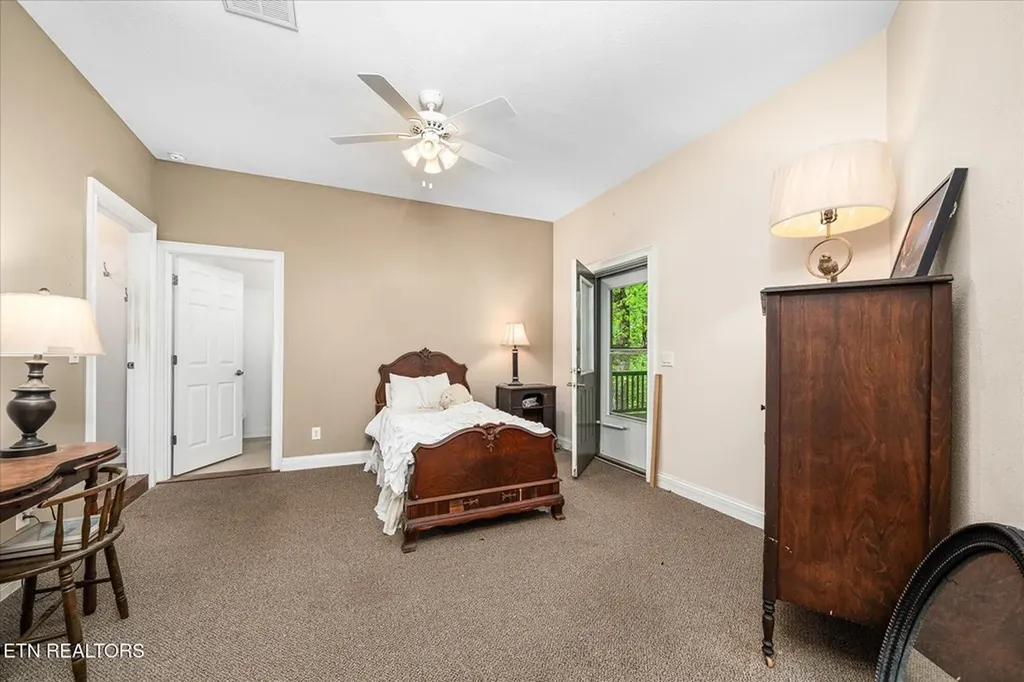 182 Canterbury Crossville TN 38558