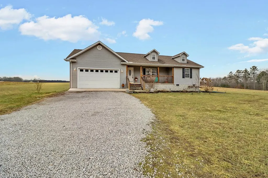 414 St Anthony Drive Jamestown TN 38556