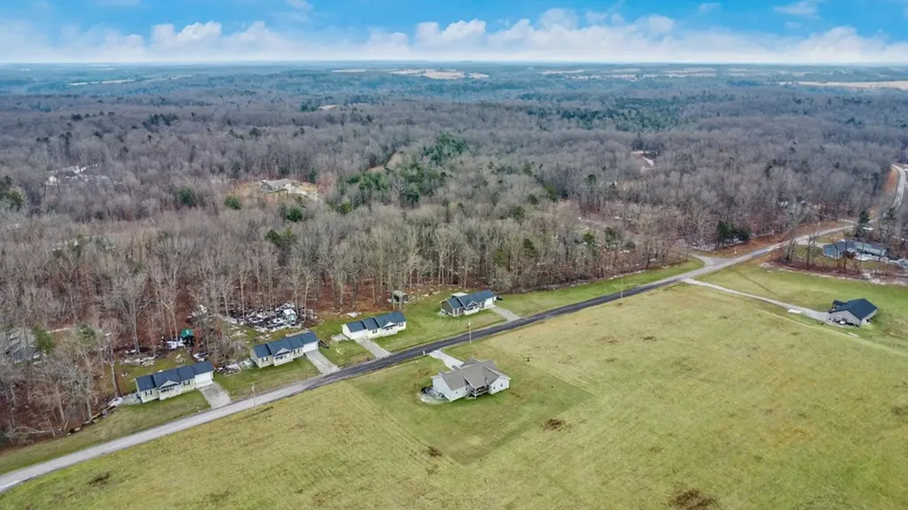 414 St Anthony Drive Jamestown TN 38556