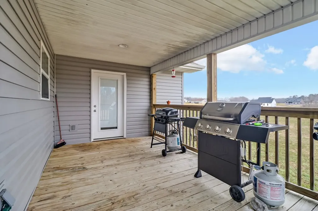 414 St Anthony Drive Jamestown TN 38556