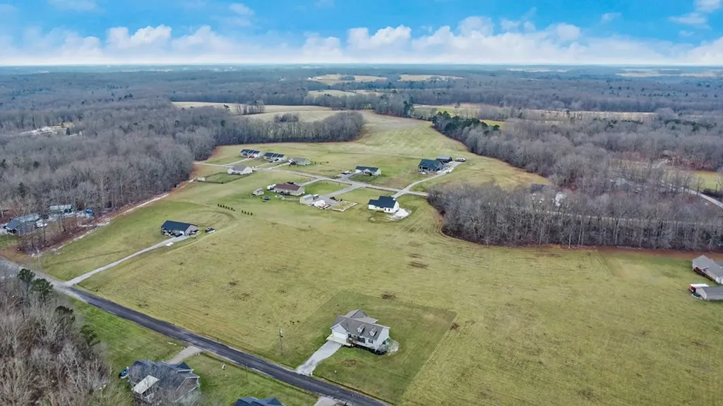 414 St Anthony Drive Jamestown TN 38556