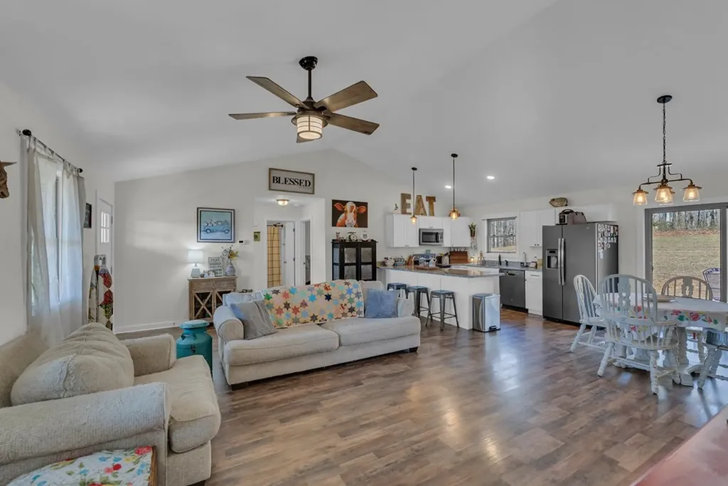 4050 Baxter Road Baxter TN 38544