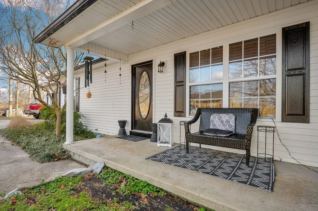 2560 Wildcat Road Sparta TN 38583