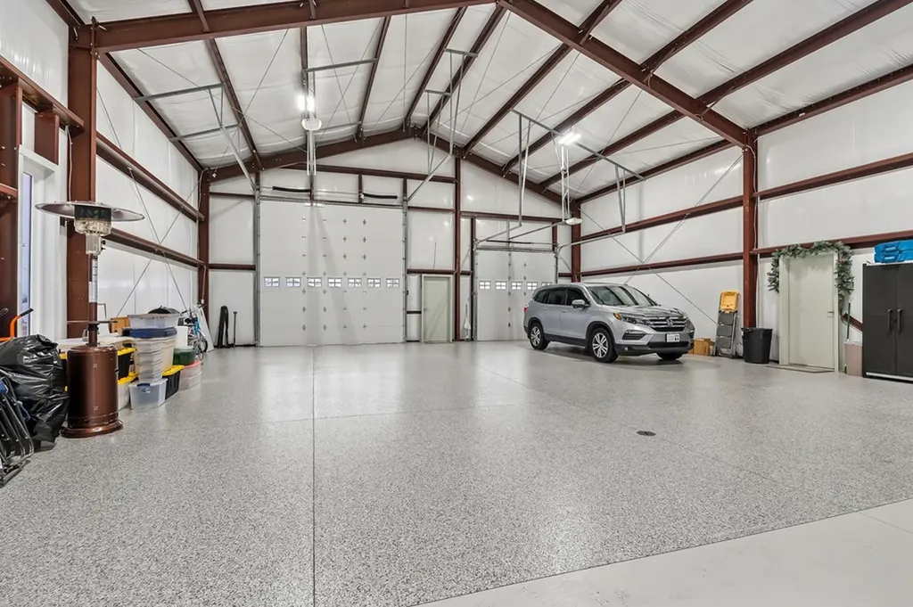 14630 Old Kentucky Road Walling TN 38587