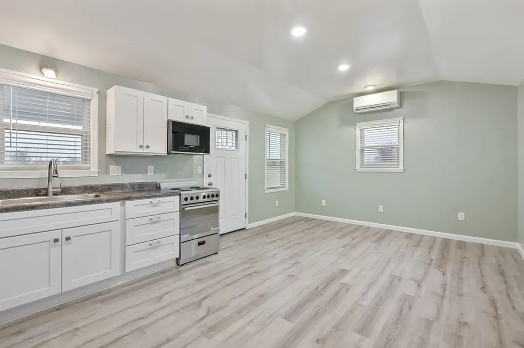 14630 Old Kentucky Road Walling TN 38587