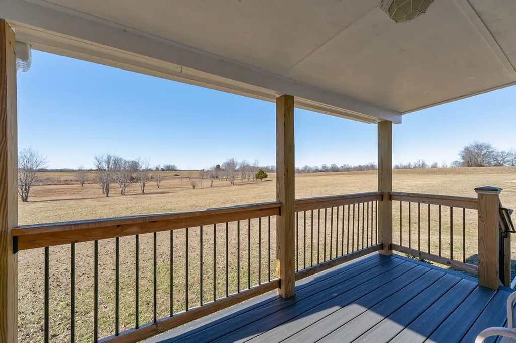 14630 Old Kentucky Road Walling TN 38587