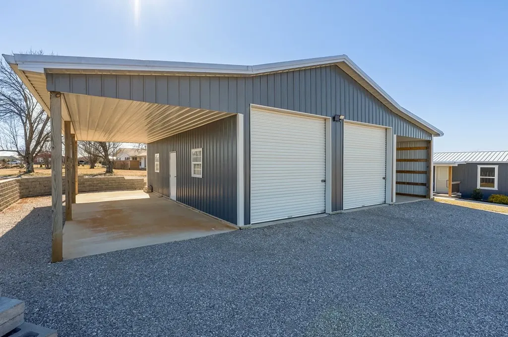 14630 Old Kentucky Road Walling TN 38587