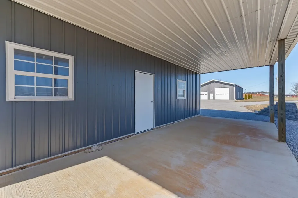 14630 Old Kentucky Road Walling TN 38587