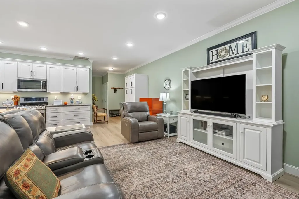 14630 Old Kentucky Road Walling TN 38587