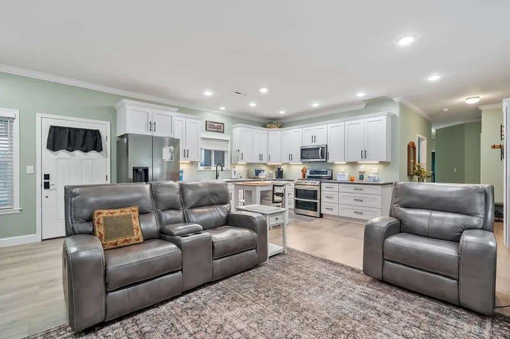 14630 Old Kentucky Road Walling TN 38587