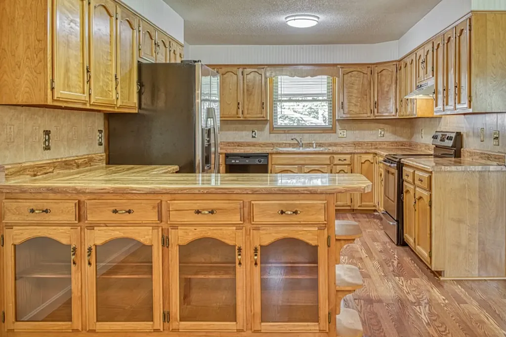 244 Bob Johnson Lane Cookeville TN 38501