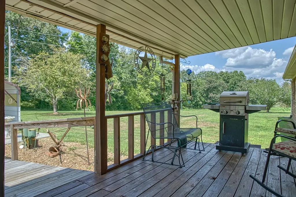 244 Bob Johnson Lane Cookeville TN 38501