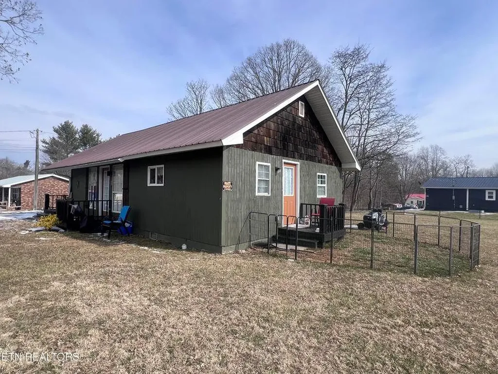 428 Patton Heights Circle Jamestown TN 38556-4111