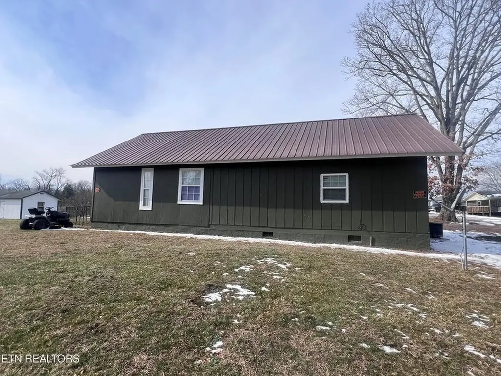 428 Patton Heights Circle Jamestown TN 38556-4111