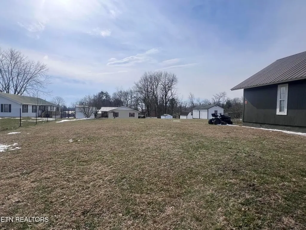 428 Patton Heights Circle Jamestown TN 38556-4111