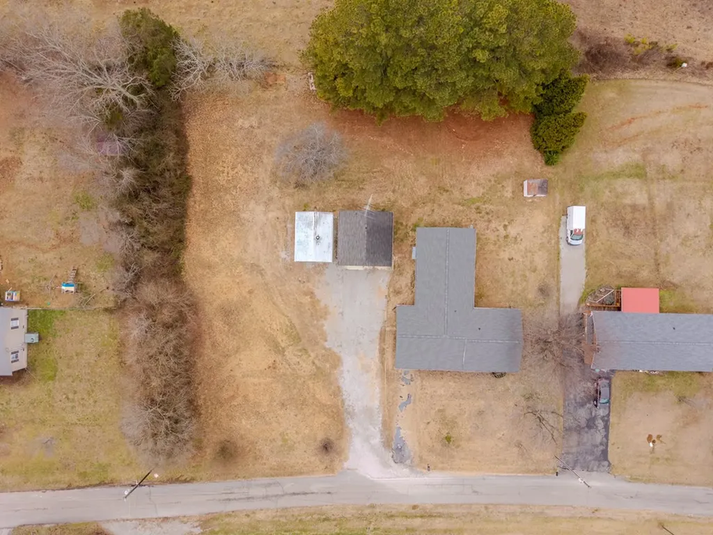 304 Lucille Street Sparta TN 38583