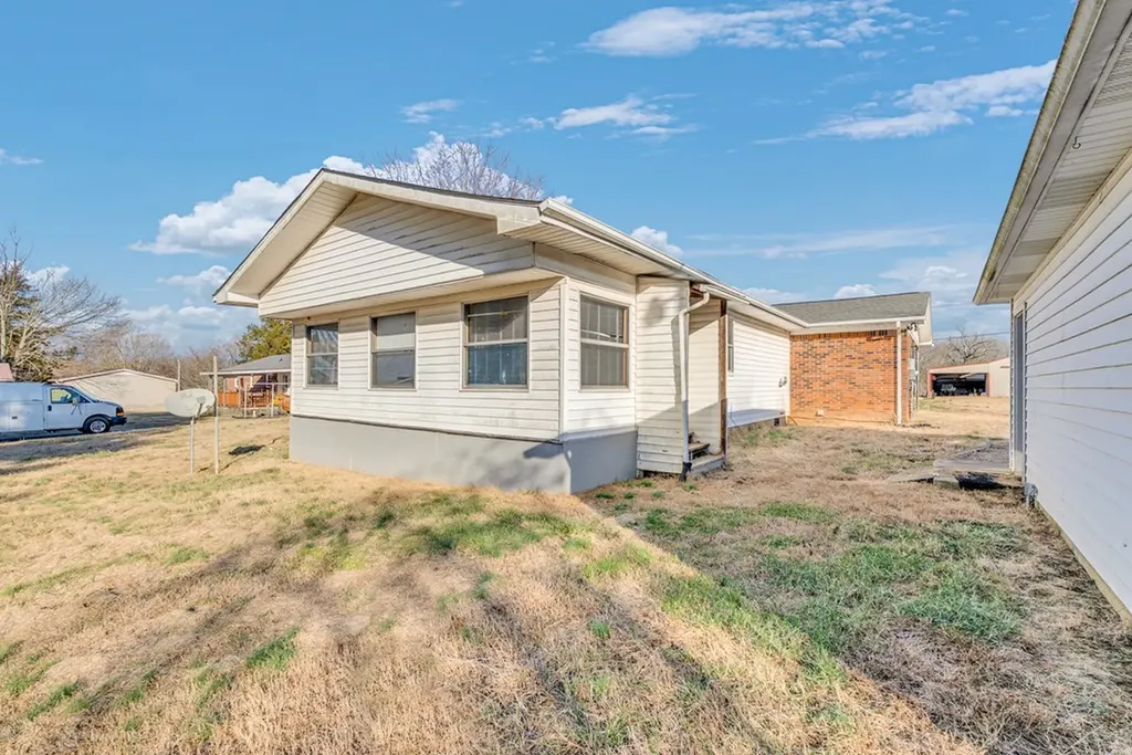 304 Lucille Street Sparta TN 38583