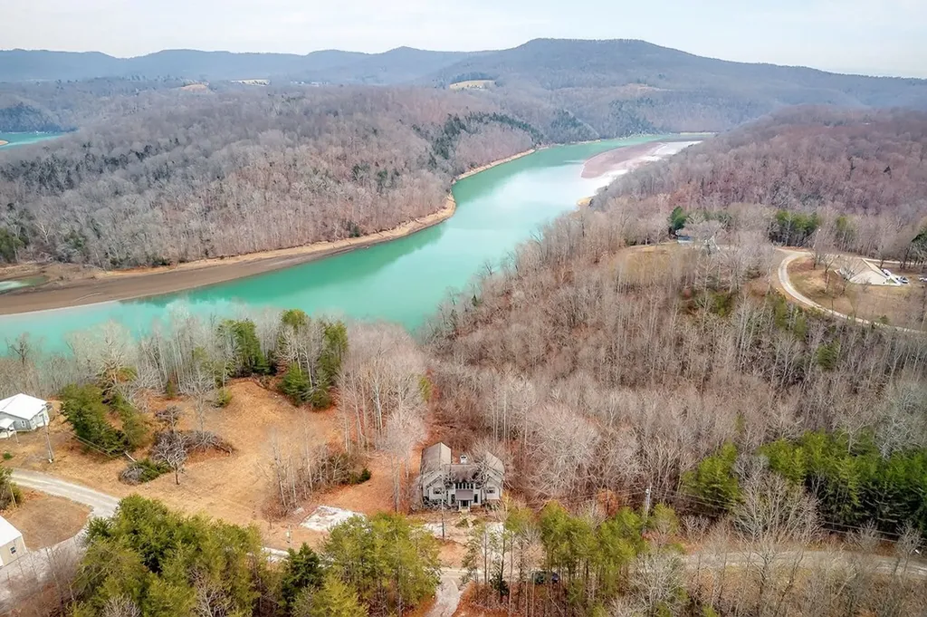 1088 Big Hollow Road Monroe TN 38573