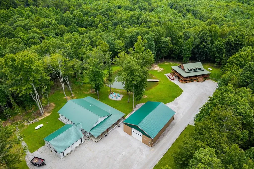 137 Allen Way Crossville TN 38572