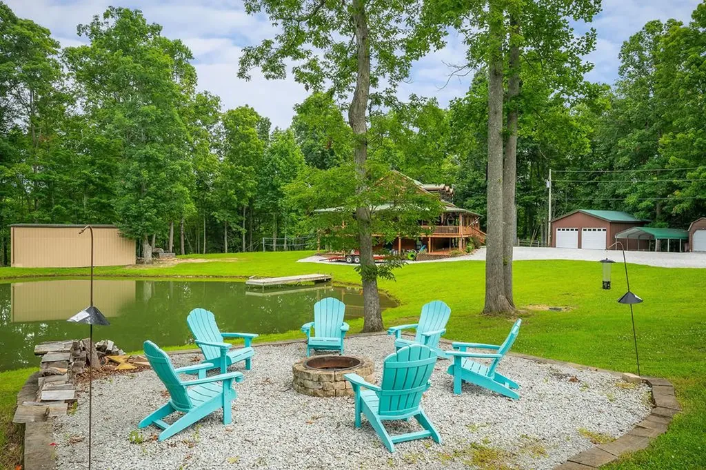 137 Allen Way Crossville TN 38572