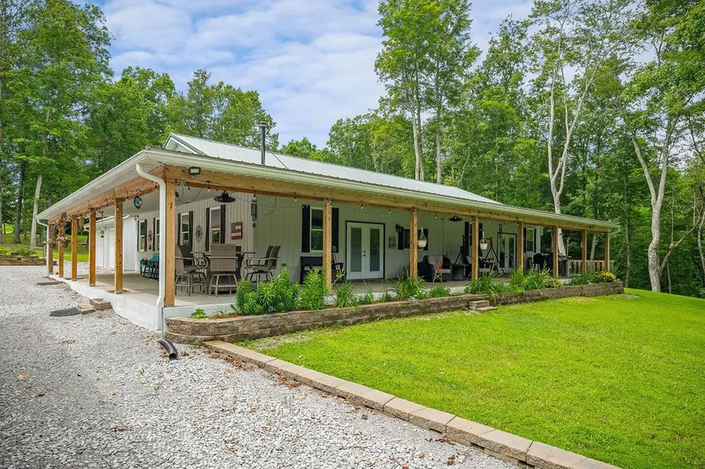 137 Allen Way Crossville TN 38572