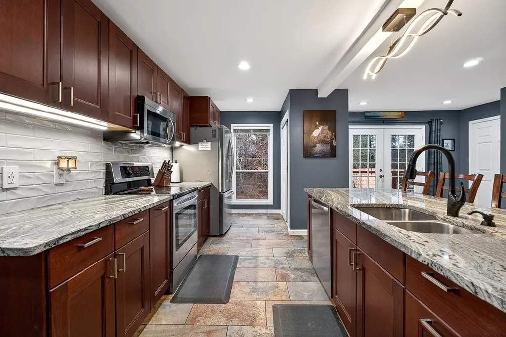 5036 Village Road Cookeville TN 38506