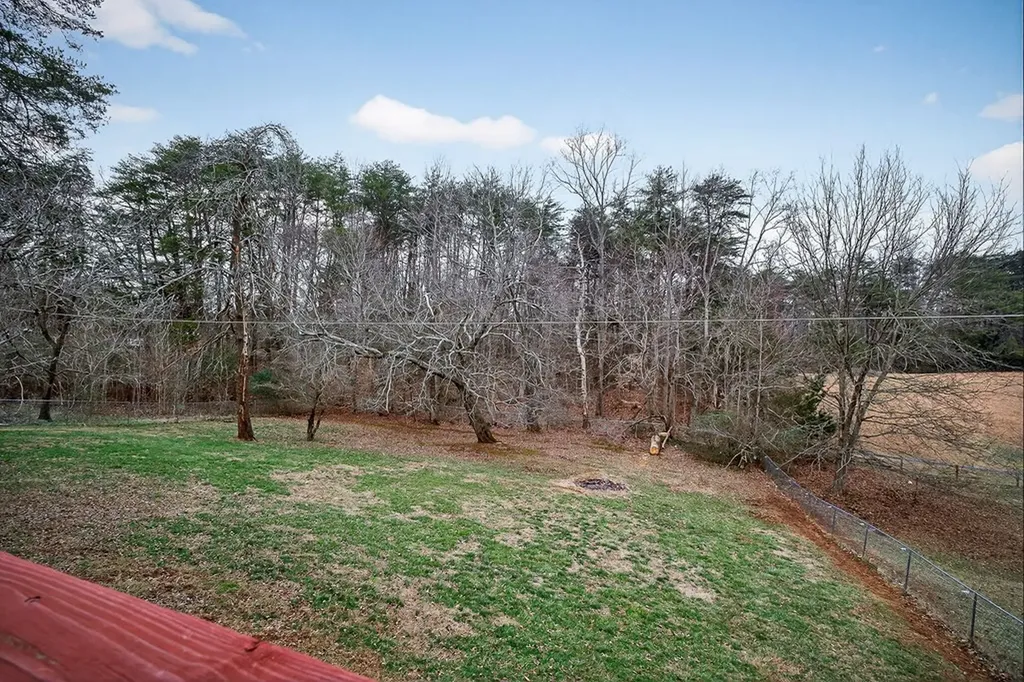 5036 Village Road Cookeville TN 38506