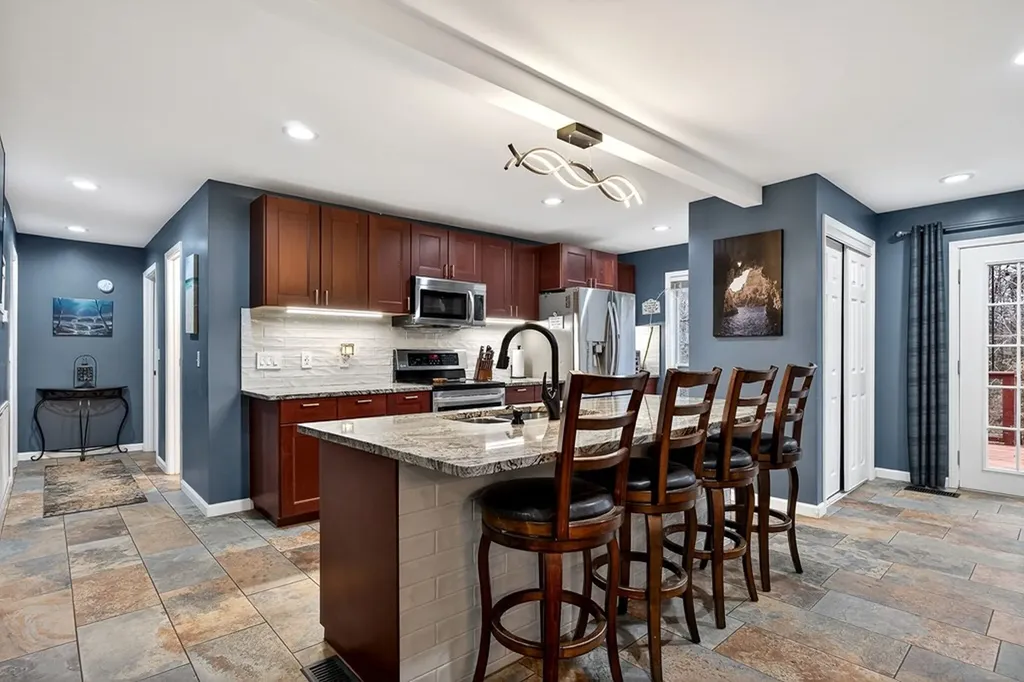 5036 Village Road Cookeville TN 38506