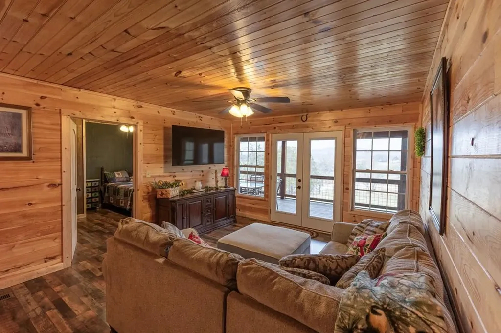 303 Walnut Grove Lane Mcminnville TN 37110