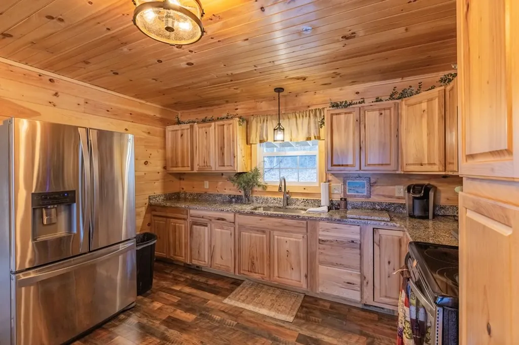 303 Walnut Grove Lane Mcminnville TN 37110