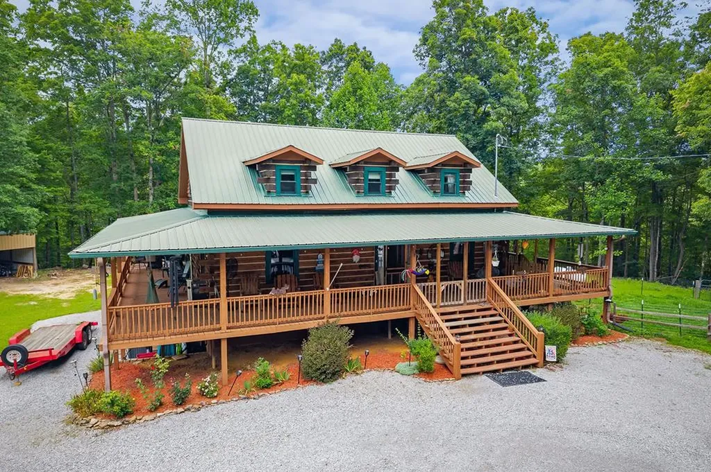 137 Allen Way Crossville TN 38572