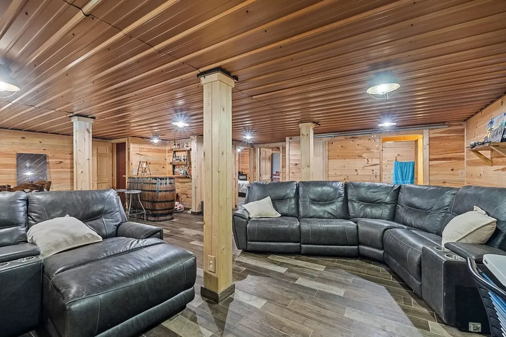 137 Allen Way Crossville TN 38572