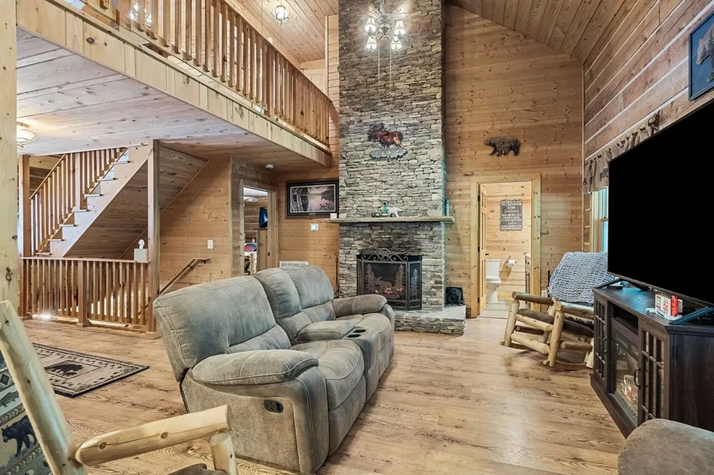 137 Allen Way Crossville TN 38572