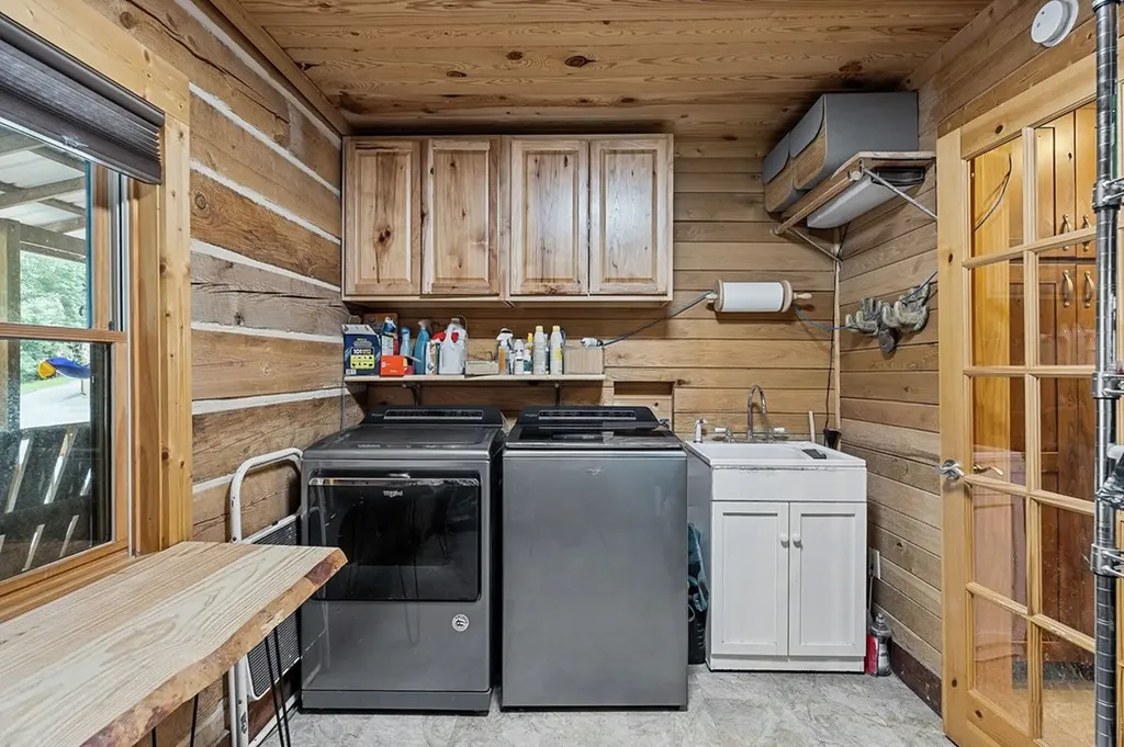 137 Allen Way Crossville TN 38572